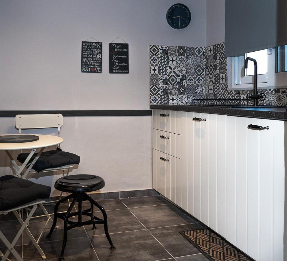 Yasemi Superb Two Floor Apartment 伊拉克利翁 外观 照片
