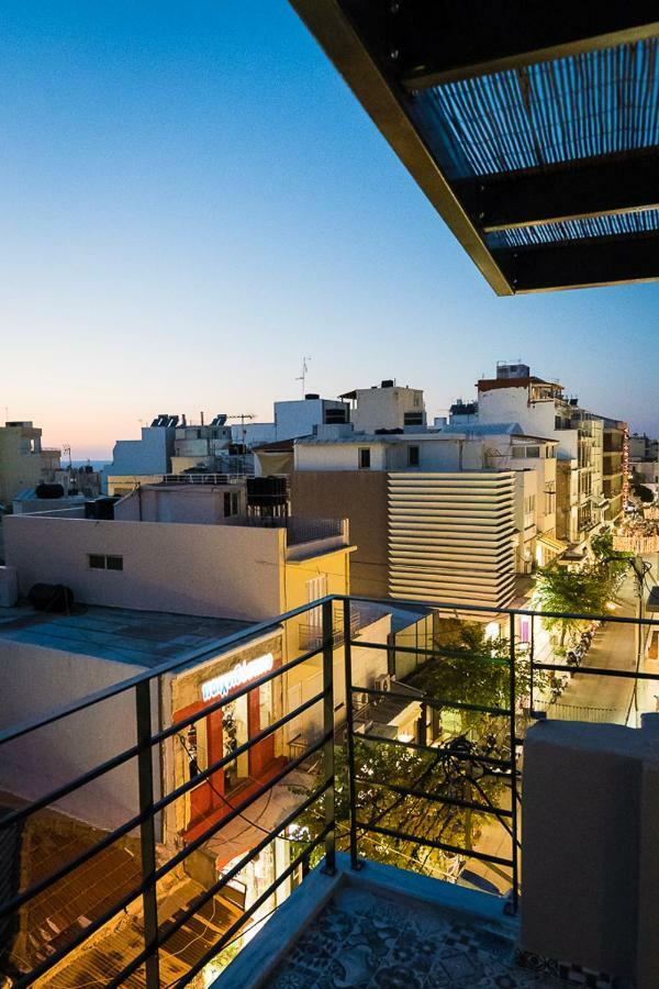 Yasemi Superb Two Floor Apartment 伊拉克利翁 外观 照片