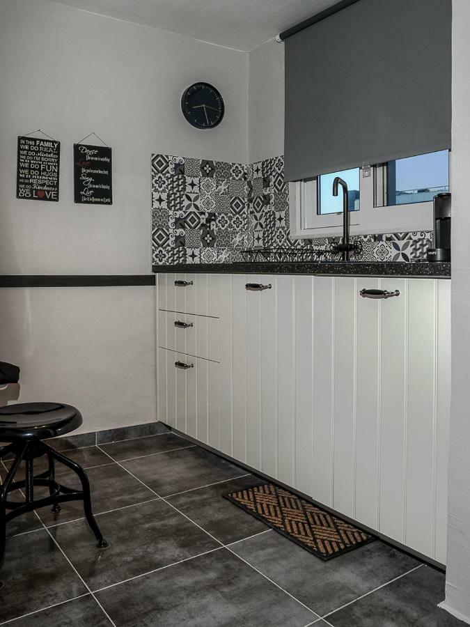 Yasemi Superb Two Floor Apartment 伊拉克利翁 外观 照片