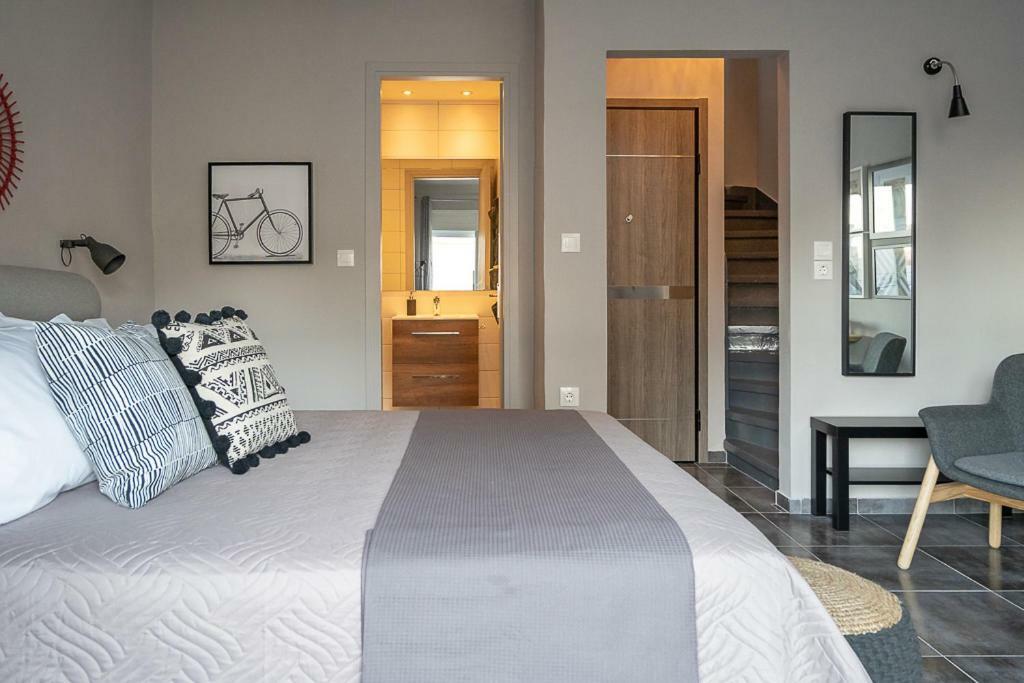 Yasemi Superb Two Floor Apartment 伊拉克利翁 外观 照片